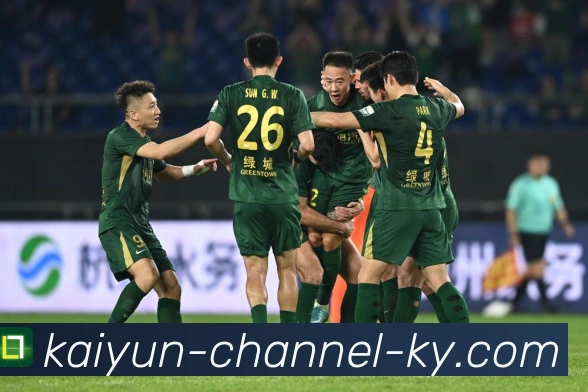 克洛泽的传奇进球之路与德国足球辉煌岁月战术观察